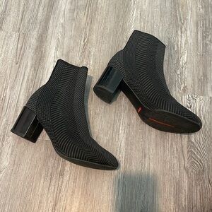 Rockport Black and Grey Sock Ankle Boot Size 9.5
